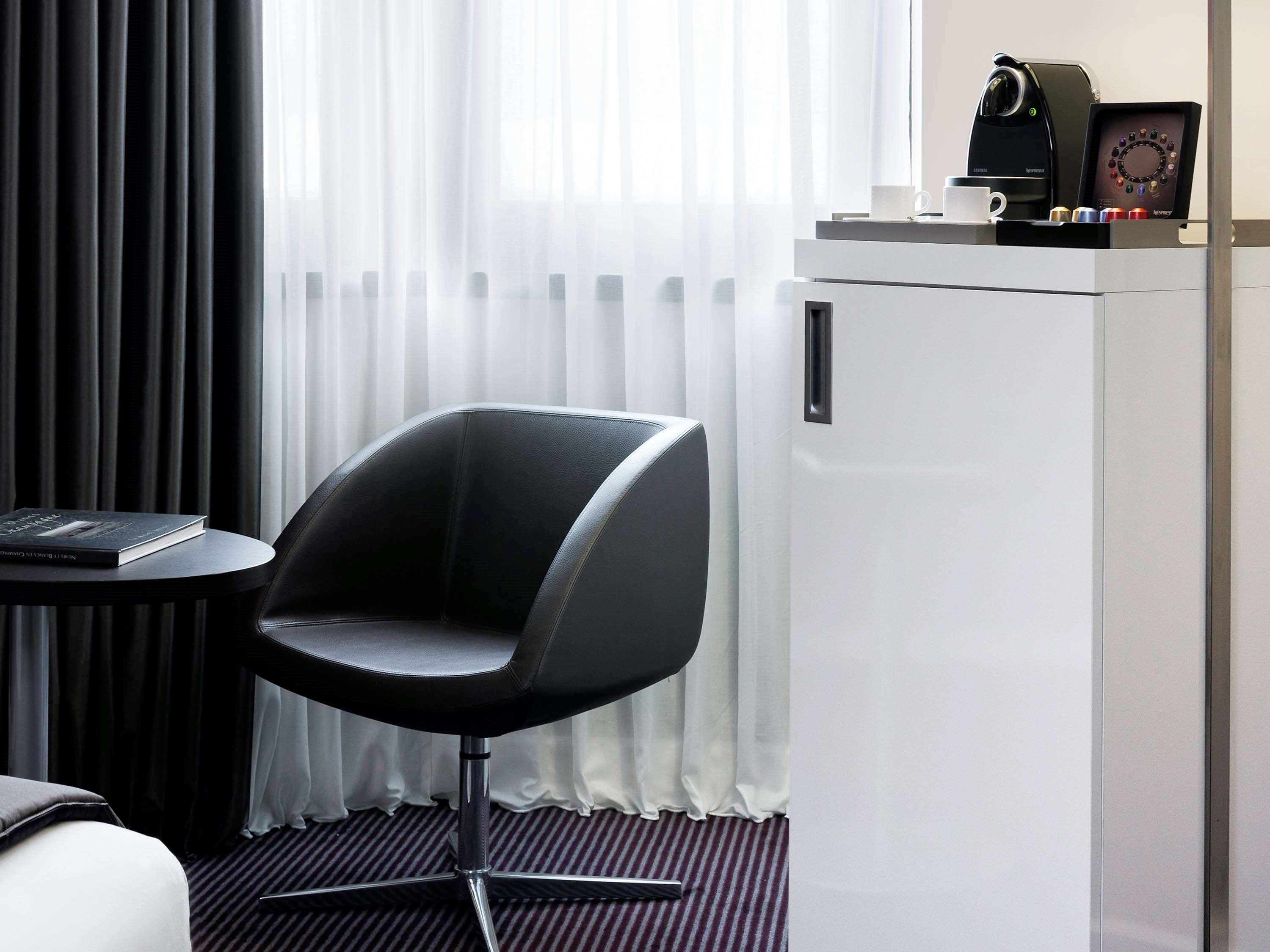 Mercure Reims Centre Cathedrale Экстерьер фото
